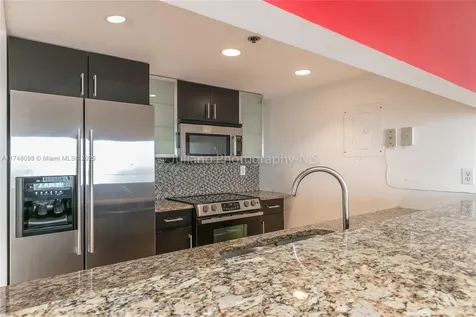 7601 E Treasure Drive North Bay Village FL 33141