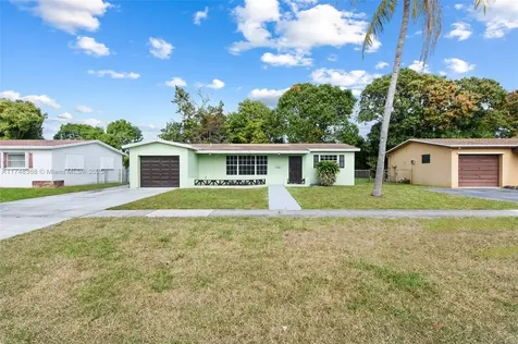 3285 NW 41st Street Lauderdale Lakes FL 33309