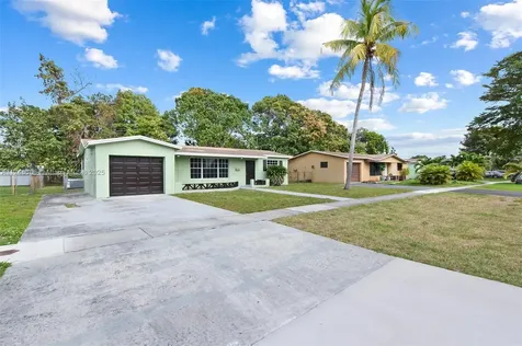 3285 NW 41st Street Lauderdale Lakes FL 33309