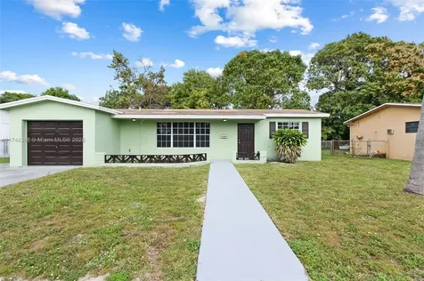 3285 NW 41st Street Lauderdale Lakes FL 33309