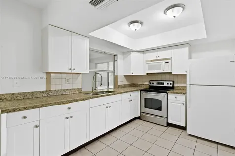 3285 NW 41st Street Lauderdale Lakes FL 33309