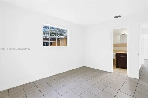 3285 NW 41st Street Lauderdale Lakes FL 33309