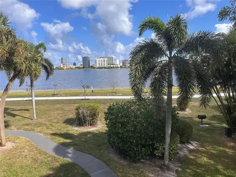 752 Executive Center Drive West Palm Beach FL 33401