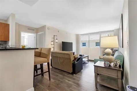 3232 SW 22nd Terrace Miami FL 33145