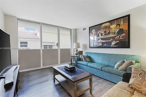 3232 SW 22nd Terrace Miami FL 33145