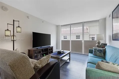 3232 SW 22nd Terrace Miami FL 33145