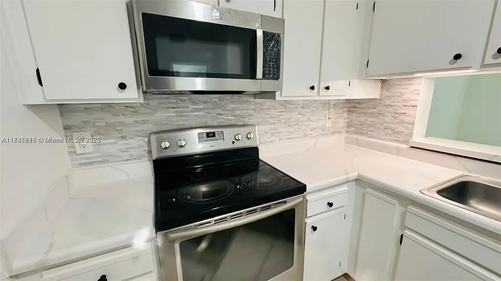1245 SW 46th Avenue Pompano Beach FL 33069