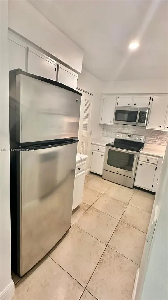 1245 SW 46th Avenue Pompano Beach FL 33069