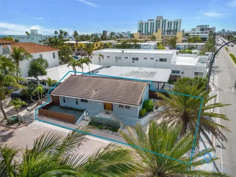 328 Missouri Street Hollywood FL 33019