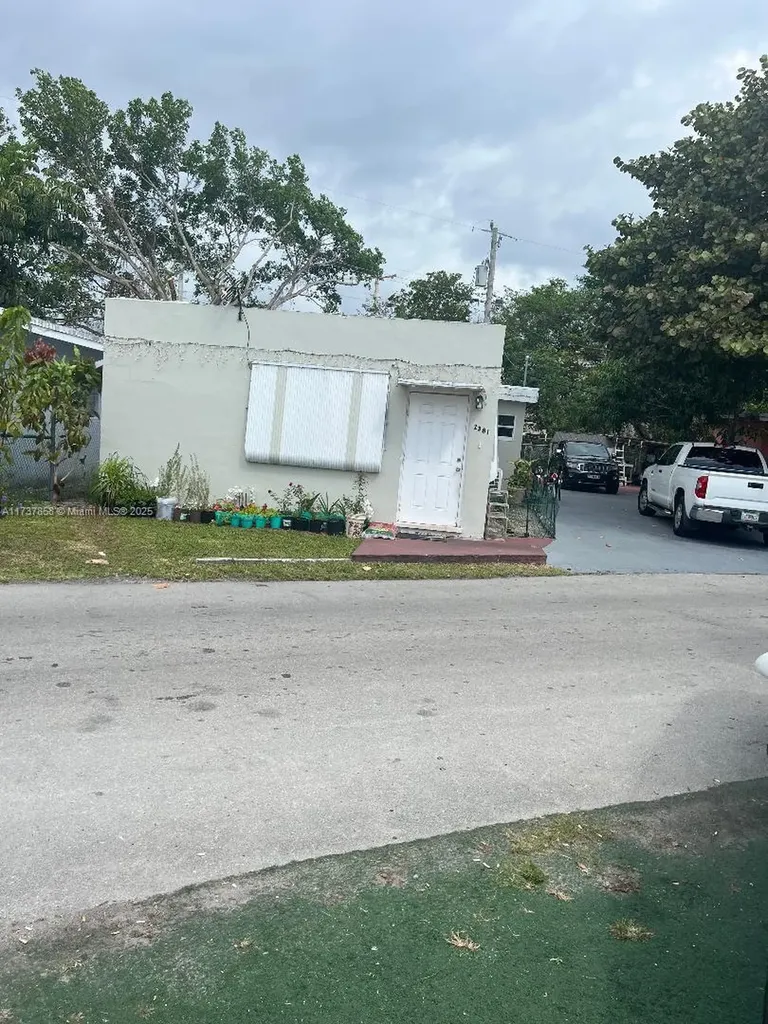 2381 NE 137 Street North Miami Beach FL 33181