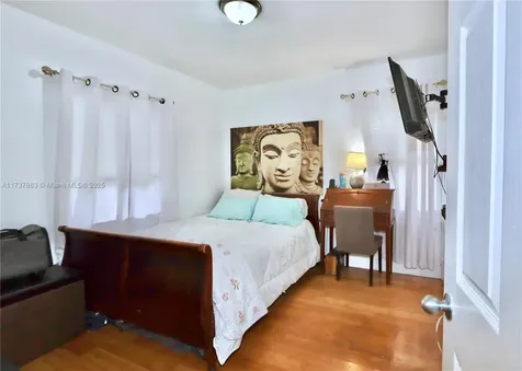 1415 NE 179th Street North Miami Beach FL 33162