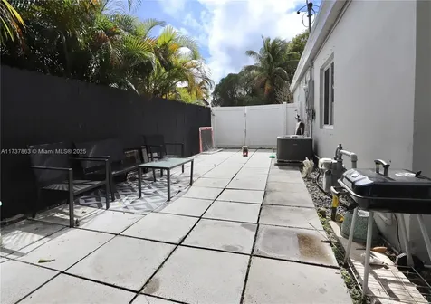 1415 NE 179th Street North Miami Beach FL 33162