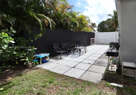 1415 NE 179th Street North Miami Beach FL 33162