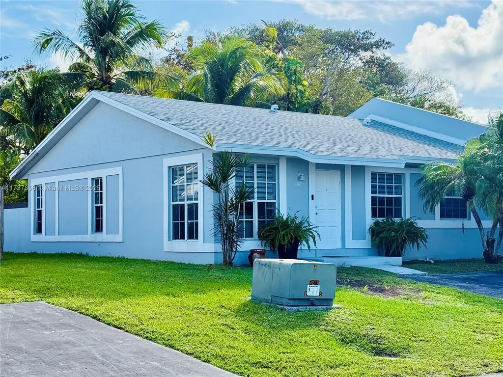 10366 SW 205th Terrace Cutler Bay FL 33189