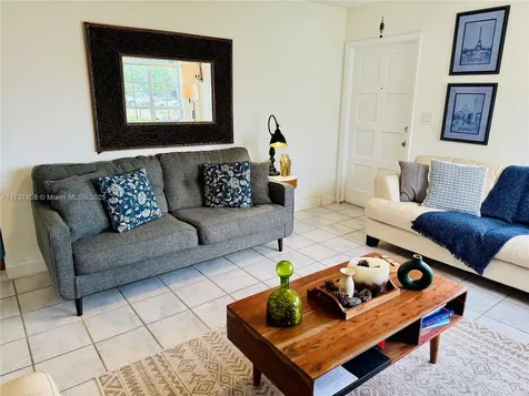 10366 SW 205th Terrace Cutler Bay FL 33189