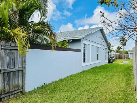 10366 SW 205th Terrace Cutler Bay FL 33189