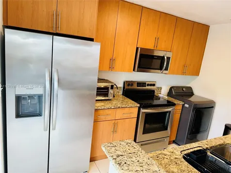 10366 SW 205th Terrace Cutler Bay FL 33189