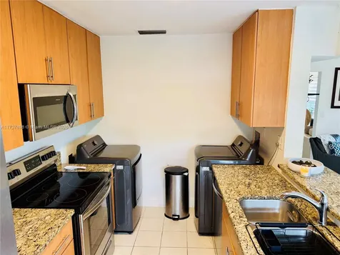 10366 SW 205th Terrace Cutler Bay FL 33189
