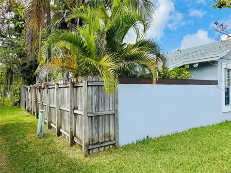 10366 SW 205th Terrace Cutler Bay FL 33189