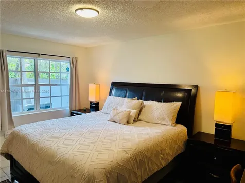 10366 SW 205th Terrace Cutler Bay FL 33189