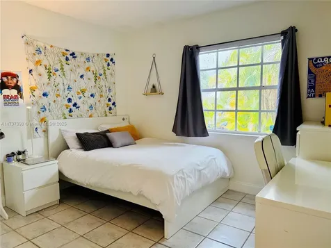 10366 SW 205th Terrace Cutler Bay FL 33189
