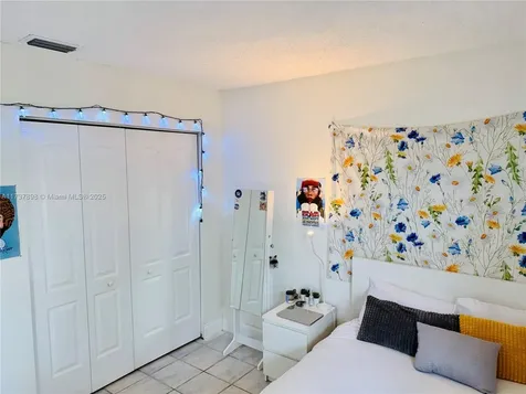 10366 SW 205th Terrace Cutler Bay FL 33189