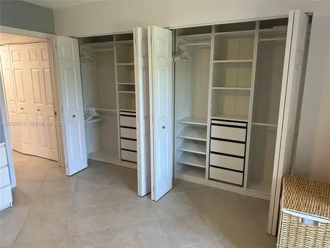 143 Oakridge J Deerfield Beach FL 33442