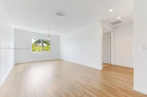 15020 SW 176th Terrace Miami FL 33187