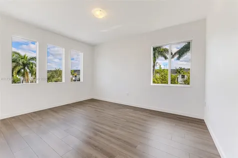 15020 SW 176th Terrace Miami FL 33187