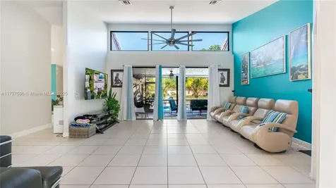 4901 NW 89th Terrace Coral Springs FL 33067