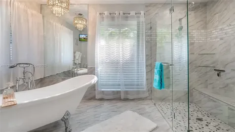 4901 NW 89th Terrace Coral Springs FL 33067