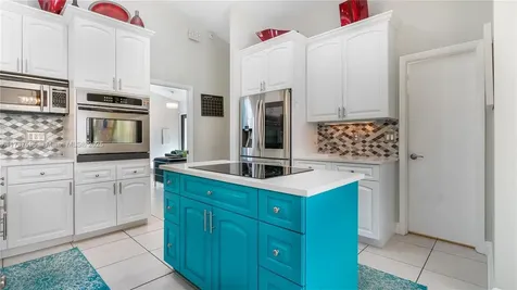 4901 NW 89th Terrace Coral Springs FL 33067