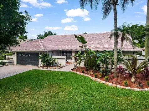 4901 NW 89th Terrace Coral Springs FL 33067