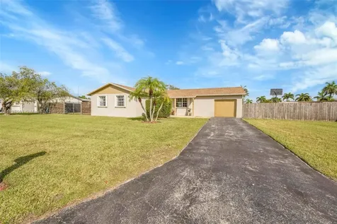 15811 SW 284th Street Homestead FL 33033