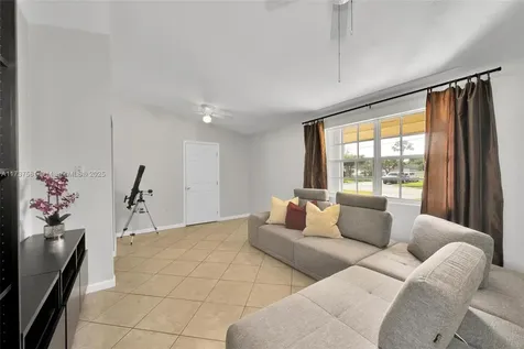 15811 SW 284th Street Homestead FL 33033