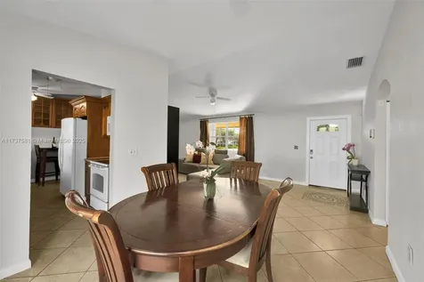 15811 SW 284th Street Homestead FL 33033