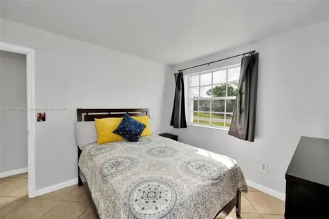 15811 SW 284th Street Homestead FL 33033