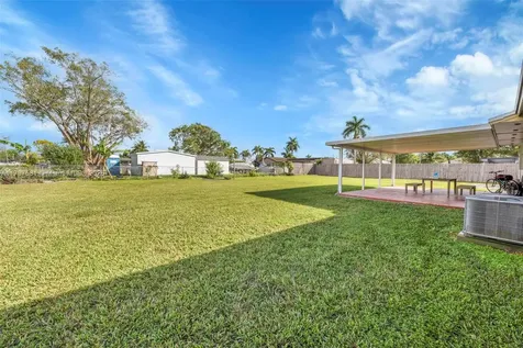 15811 SW 284th Street Homestead FL 33033