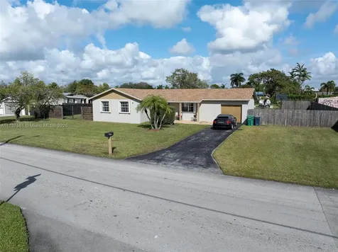 15811 SW 284th Street Homestead FL 33033