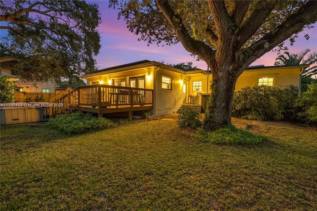 13624 NW 1st Avenue Miami FL 33168