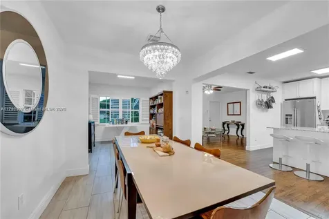 13624 NW 1st Avenue Miami FL 33168