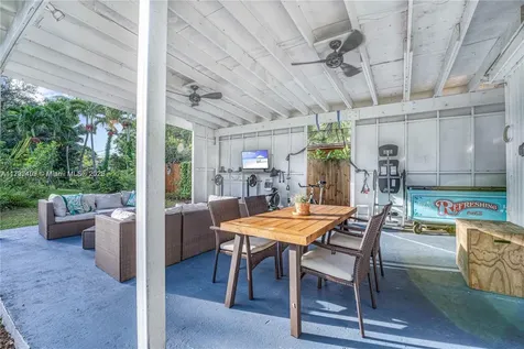 13624 NW 1st Avenue Miami FL 33168