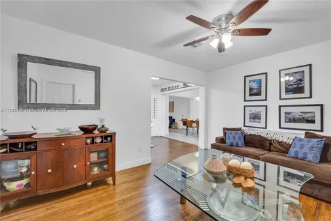 13624 NW 1st Avenue Miami FL 33168
