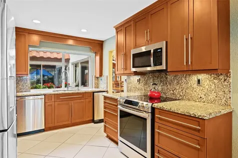 510 NE 195th Street Miami FL 33179