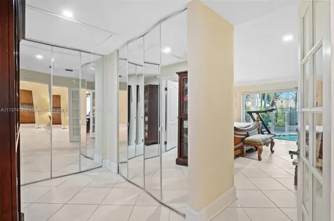 510 NE 195th Street Miami FL 33179