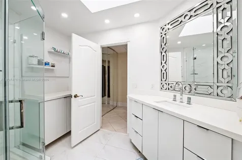 510 NE 195th Street Miami FL 33179