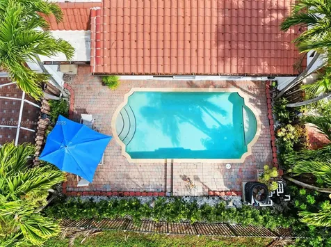 510 NE 195th Street Miami FL 33179