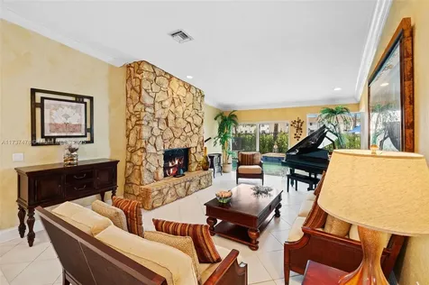 510 NE 195th Street Miami FL 33179