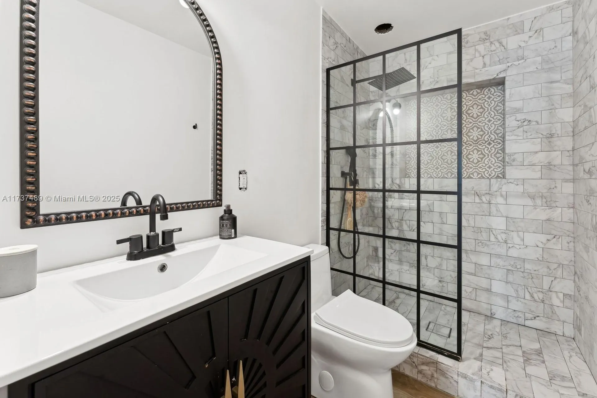 951 Buchanan Street Hollywood FL 33019