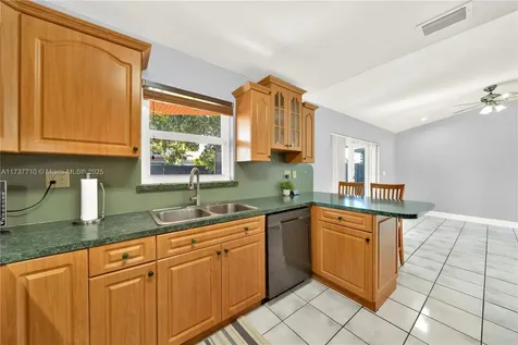 13266 SW 62nd Terrace Miami FL 33183